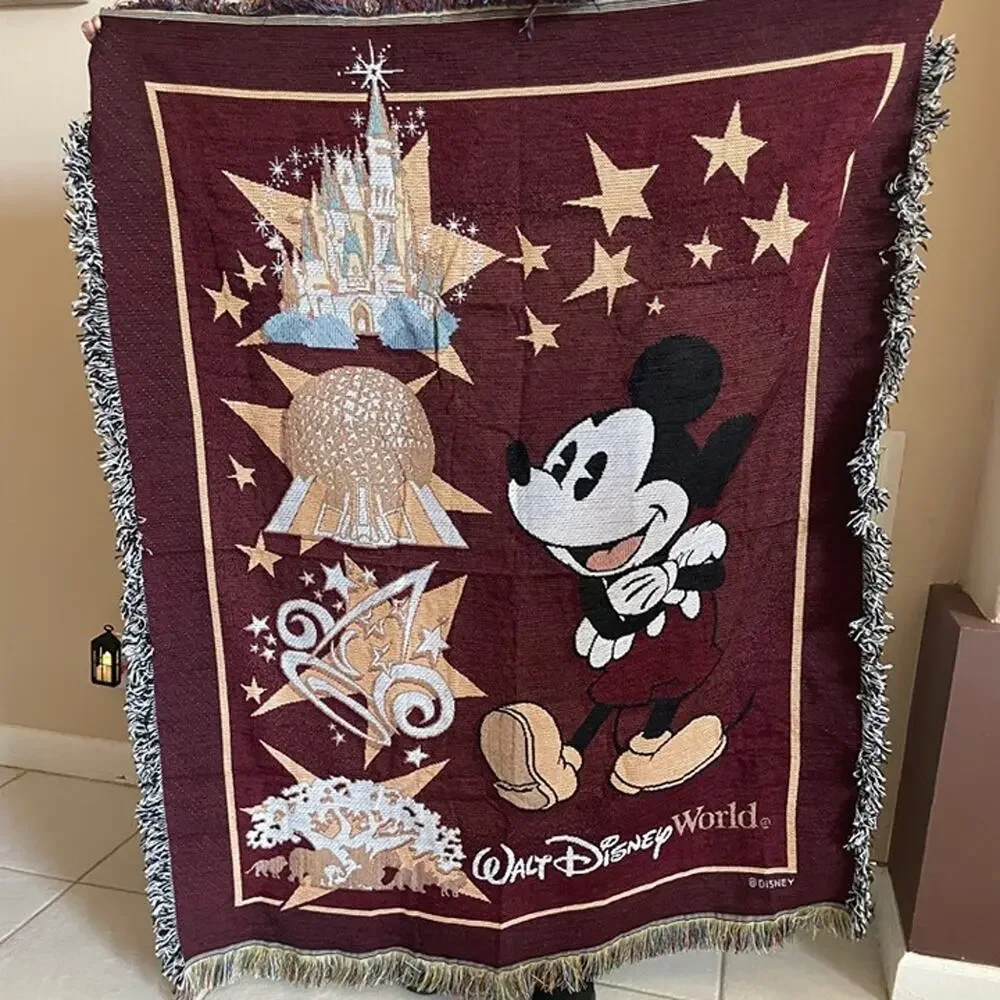 VTG DISNEY PARKS MICKEY MOUSE KNITTED THROW BLANKET 50’ by 60’ MADE IN‎ USA